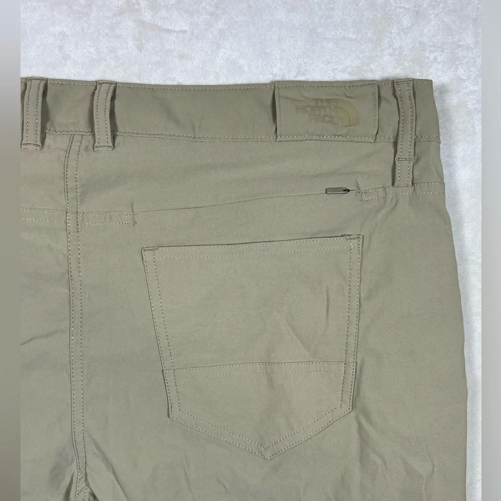 NWT The North Face Size 40 Twill Beige FlashDry 5 Pocket Tactical Outdoor Pants